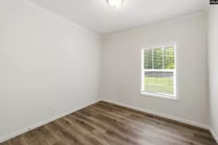 1605 S Lake Dr, Lexington, SC 29073 - Photo 26