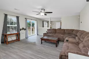 279 Hunters Mill Dr, West Columbia, SC 29170 - Photo 18