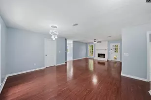 213 Southhampton Dr, Irmo, SC 29063 - Photo 2