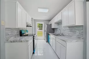 213 Southhampton Dr, Irmo, SC 29063 - Photo 4