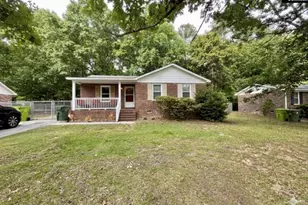 721 Meadowlake Dr, Columbia, SC 29203 - Photo 2