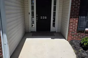 228 Chesterton Dr, Lexington, SC 29072 - Photo 2