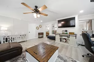 647 Delverton Rd, Columbia, SC 29203 - Photo 8
