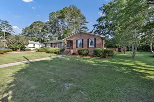 1605 Circle Dr, Newberry, SC 29108 - Photo 2