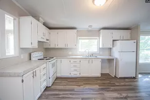 2136 Ridgeway Rd, Lugoff, SC 29078 - Photo 8