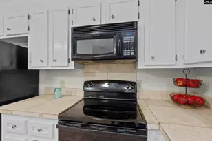 1015 Starcrest Rd, West Columbia, SC 29172 - Photo 10