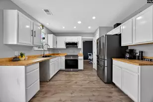 554 Wilkinson Ln, Columbia, SC 29229 - Photo 6