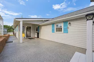 1089 Lake Dr, Leesville, SC 29070 - Photo 8