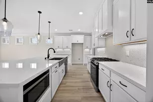 2023 Shallow Blf Ct, Lexington, SC 29072 - Photo 4