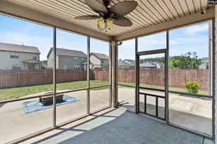 558 Sterling Ponds Dr, Blythewood, SC 29016 - Photo 6