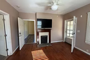 2012 Charles St, Newberry, SC 29108 - Photo 4