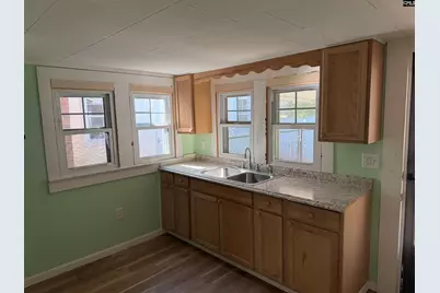 2012 Charles St, Newberry, SC 29108 - Photo 8