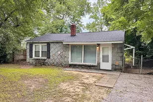 3626 Hydrangea St, Columbia, SC 29205 - Photo 2