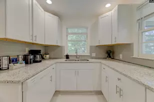 1623 Brennen Road 2, Columbia, SC 29206 - Photo 6