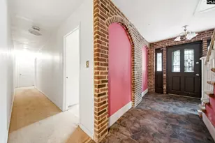 321 Crawford Rd, Columbia, SC 29203 - Photo 6