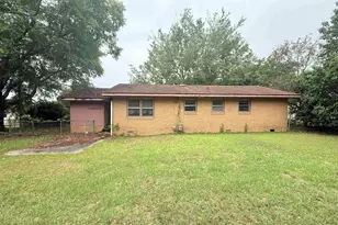 1230 Brickle St, Orangeburg, SC 29118 - Photo 2
