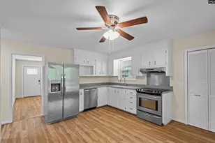 168 Parkwood Dr, West Columbia, SC 29170 - Photo 8