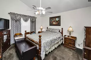 1033 Ivy Green Cir, Irmo, SC 29063 - Photo 4