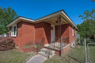 1528 Hazel St, Cayce, SC 29033 - Photo 2