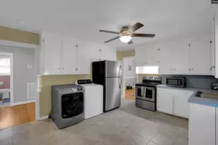 1528 Hazel St, Cayce, SC 29033 - Photo 6