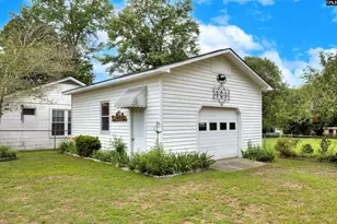 2358 Haile St, Camden, SC 29020 - Photo 4