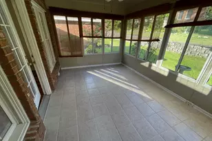 105 Meadowview Ct, West Columbia, SC 29169 - Photo 12