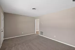 328 Galbra St, Columbia, SC 29209 - Photo 10