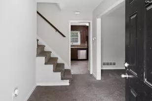 100 Pincushion Ln, Columbia, SC 29209 - Photo 6