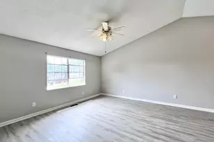 252 Cherry Grove Dr, West Columbia, SC 29170 - Photo 6