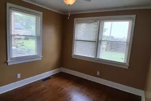 3714 Hydrangea St, Columbia, SC 29205 - Photo 2