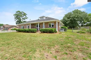 2004 Medfield Dr, Camden, SC 29020 - Photo 2