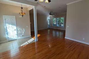 216 Pointe Overlook Dr, Chapin, SC 29036 - Photo 6