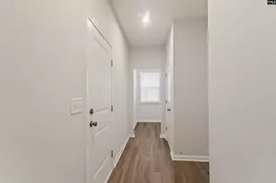 816 Huxley Ln, Elgin, SC 29045 - Photo 2