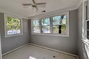 5225 Two Notch Rd, Columbia, SC 29204 - Photo 12