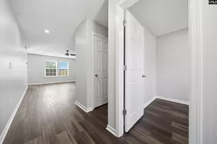 233 Sunday Silence Ln, Elgin, SC 29045 - Photo 4