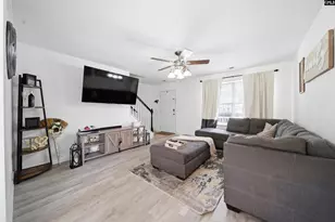 83 Driftwood Ave, Elgin, SC 29045 - Photo 6