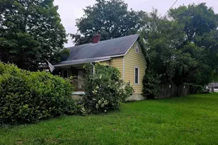 738 Center St, West Columbia, SC 29169 - Photo 2