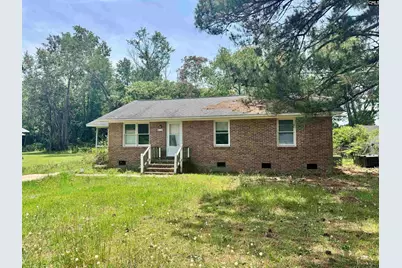 418 Magnolia Drive, Bishopville, SC 29010 - Photo 1