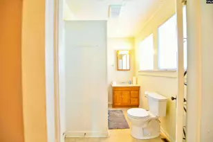 1721 Harrington St, Newberry, SC 29108 - Photo 8