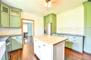 1721 Harrington St, Newberry, SC 29108 - Photo 18