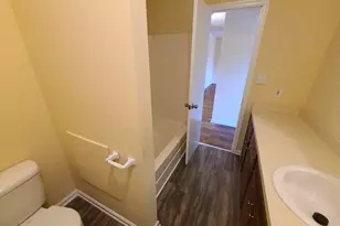 134 Calvin Ct B, West Columbia, SC 29170 - Photo 6