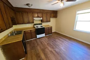 134 Calvin Ct B, West Columbia, SC 29170 - Photo 4