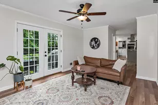 1109 Gardendale Dr, Columbia, SC 29210 - Photo 8