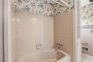 201 Sandhurst Rd, Columbia, SC 29210 - Photo 32