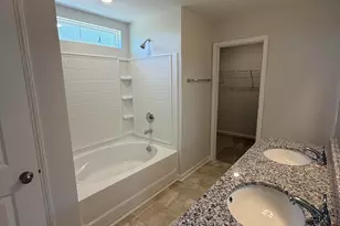 183 Laurinton Farms Dr, Hopkins, SC 29061 - Photo 10