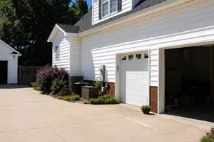 25 Middleton Dr, Lugoff, SC 29078 - Photo 6