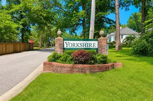 5912 Yorkshire Dr, Columbia, SC 29209 - Photo 1