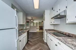 5912 Yorkshire Dr, Columbia, SC 29209 - Photo 16