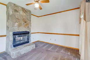 202 Fox Lake Dr, West Columbia, SC 29170 - Photo 16