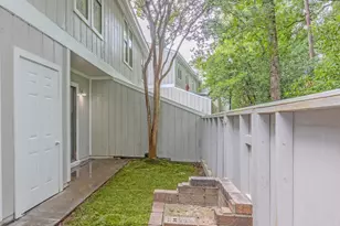 393 Hickory Hill Dr, Columbia, SC 29210 - Photo 20